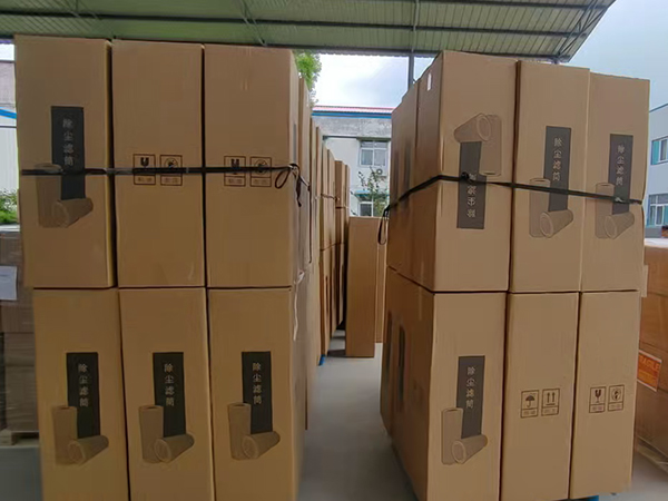 滤芯厂发货了一新乡北方滤器有限公司